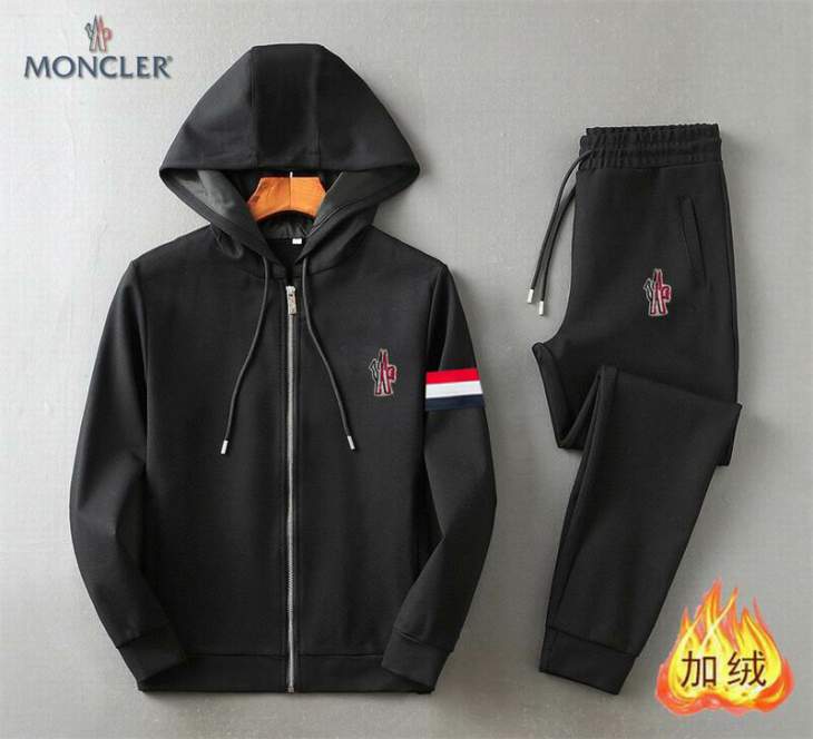 Picture of Moncler Sweater Suits _SKUMonclerM-3XL12yx18741358